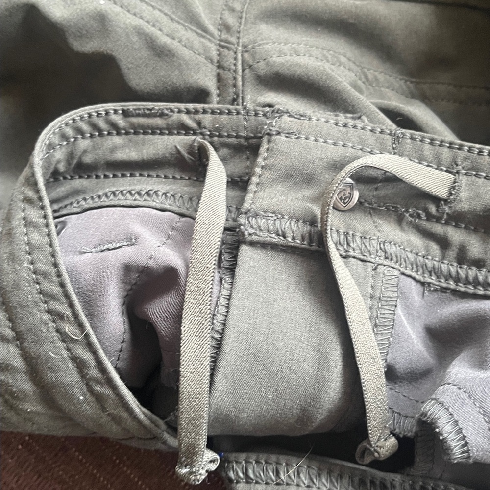 Kuhl Olive Green Women's Hiking Shorts - Picture 10 of 10